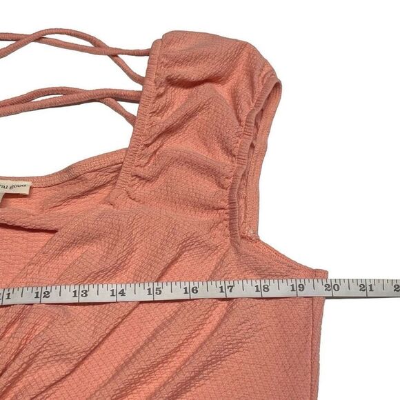 the general good Peach Textured Strappy Back Cinched Front Top N0473 - Picture 4 of 7